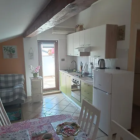 Family Apartment Villa Annalaura Umag Daire Umag